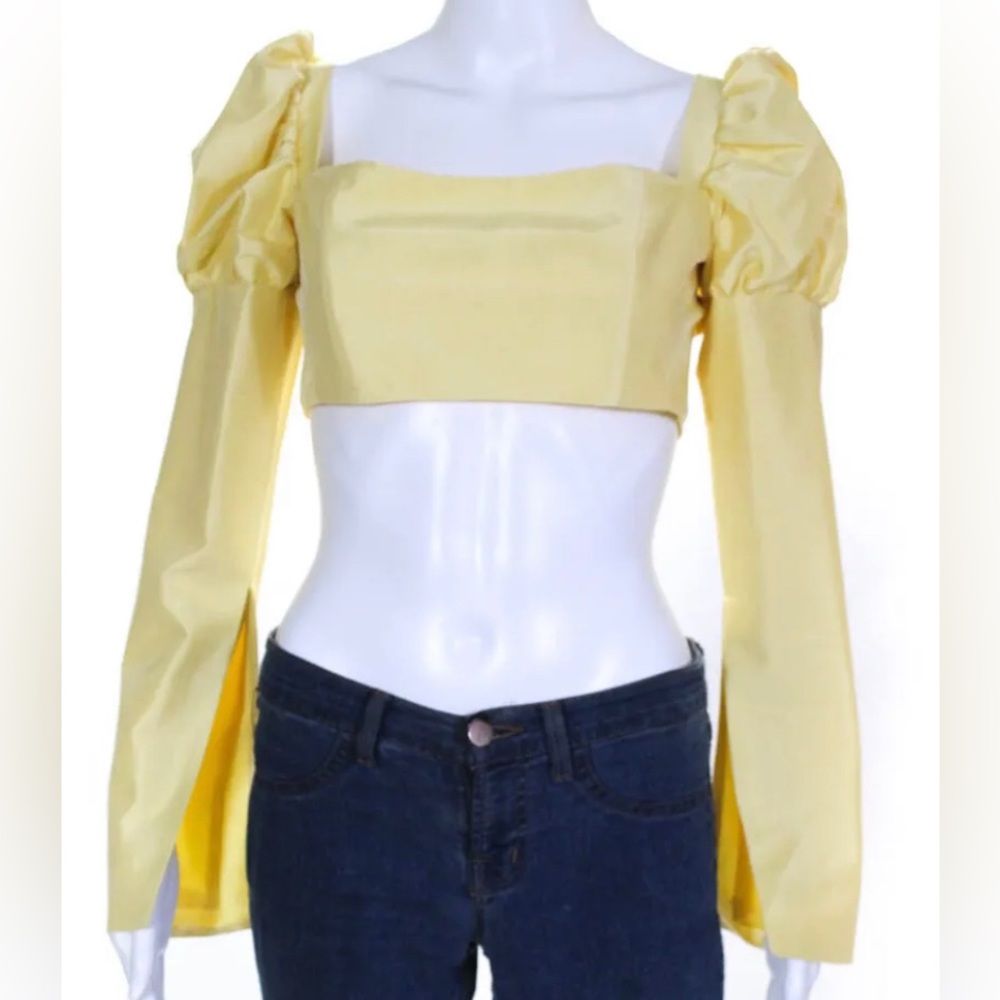 Macgraw Puff Sleeve Crop Top in Butter Yellow, Cropped Blouse